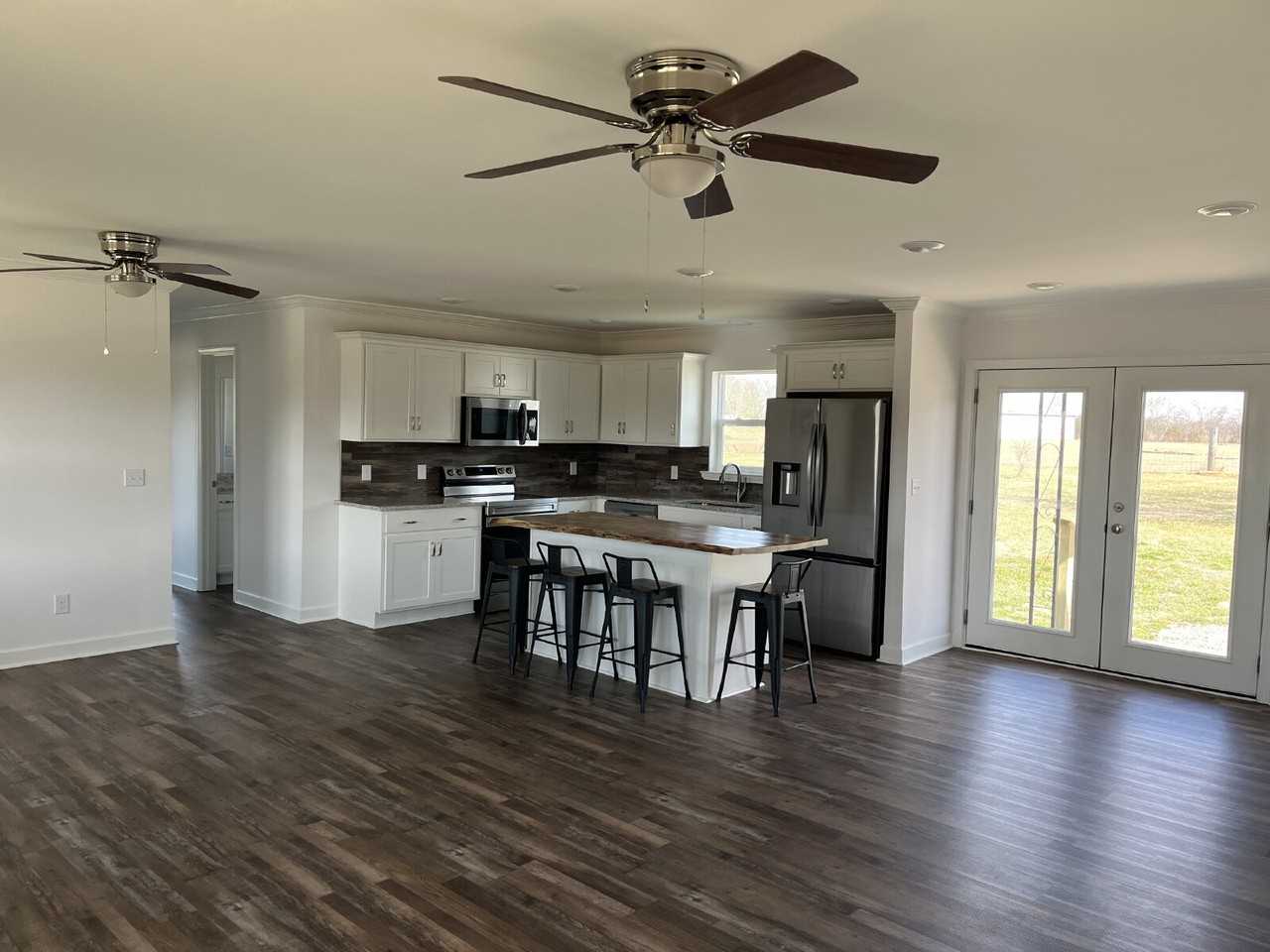 9155 Concord Rd - Photo 3 of 34