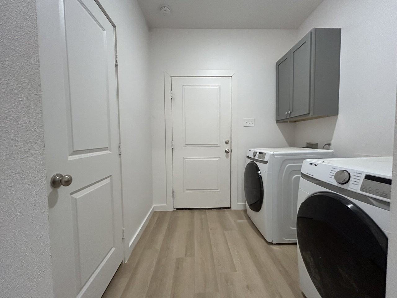 5703 Kemper St #2 - Photo 6 of 20