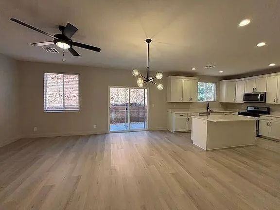 840 N Twin Lakes Dr - Photo 6 of 25