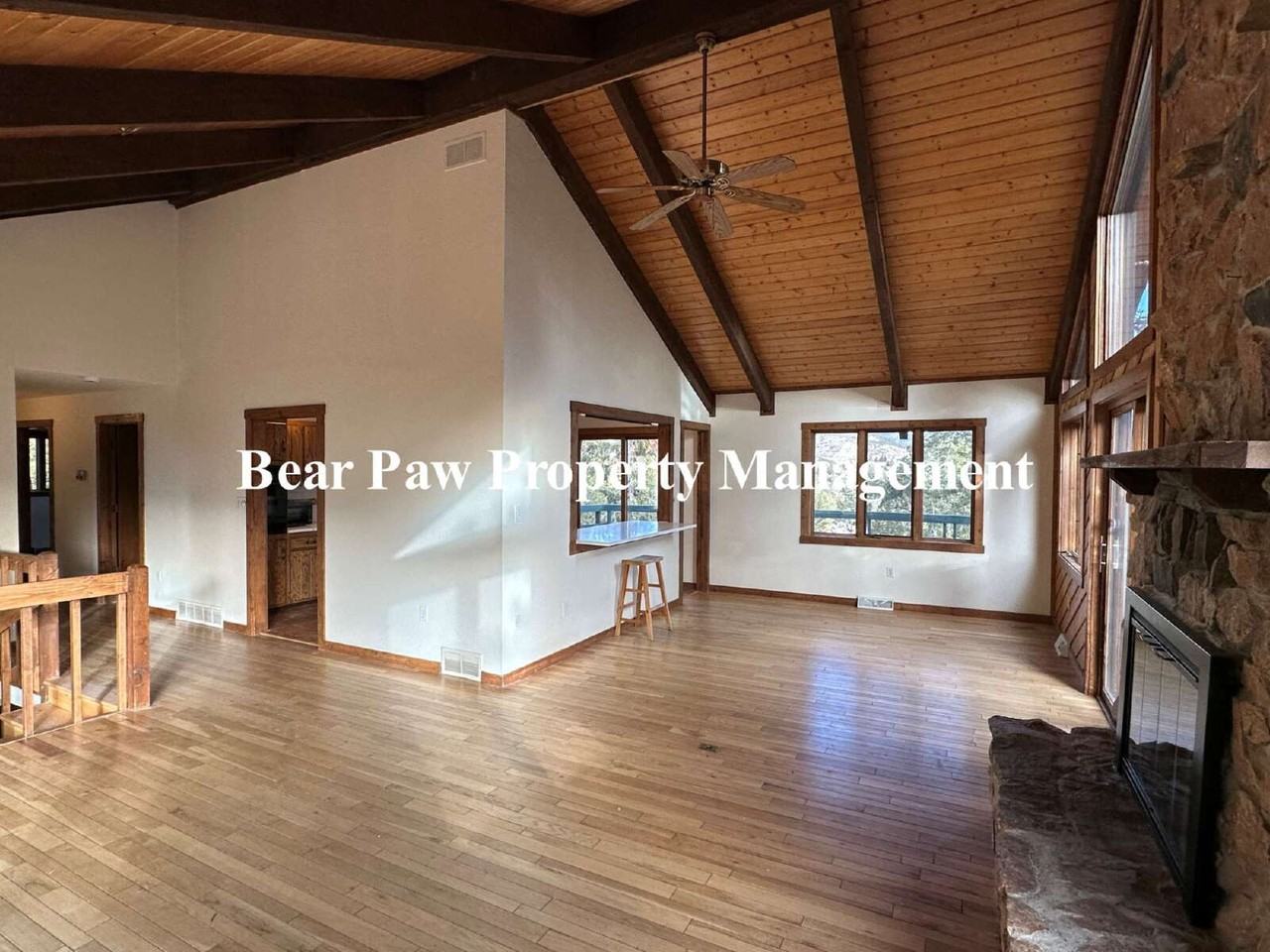 730 Clear Creek Rd - Photo 4 of 18