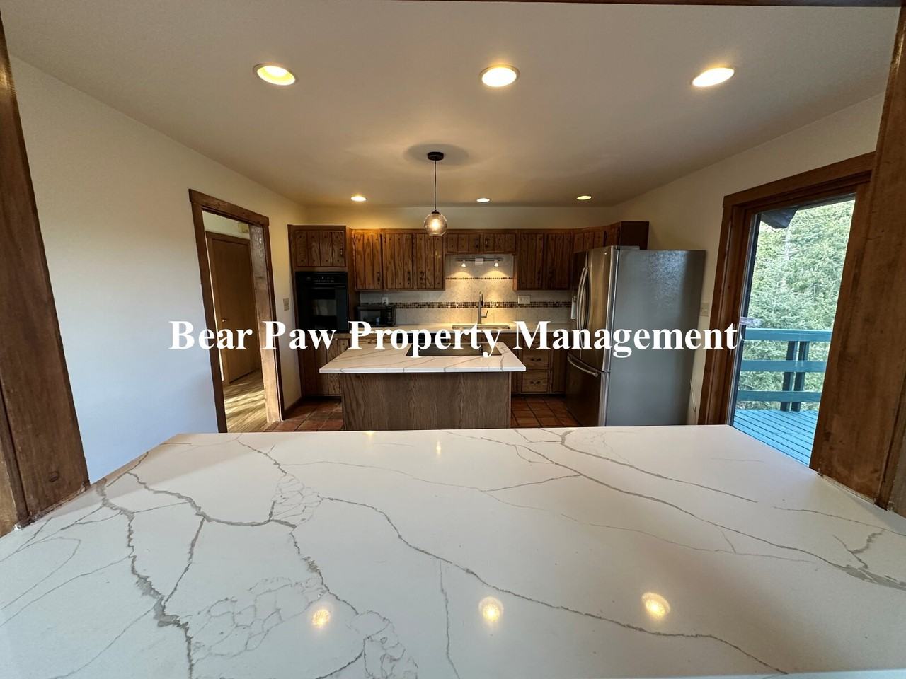 730 Clear Creek Rd - Photo 6 of 18