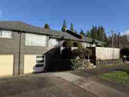 featured image of 8131 Ne Beech St