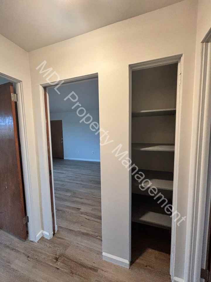 5730 George St - Photo 3 of 12