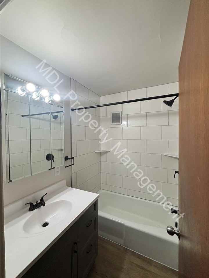 5730 George St - Photo 4 of 12