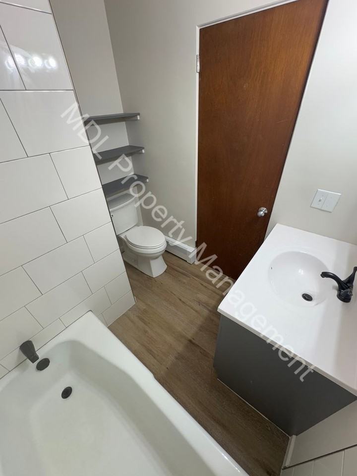 5730 George St - Photo 7 of 12