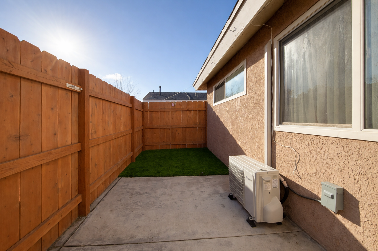 2222-2224 Alton Pl - Photo 4 of 26