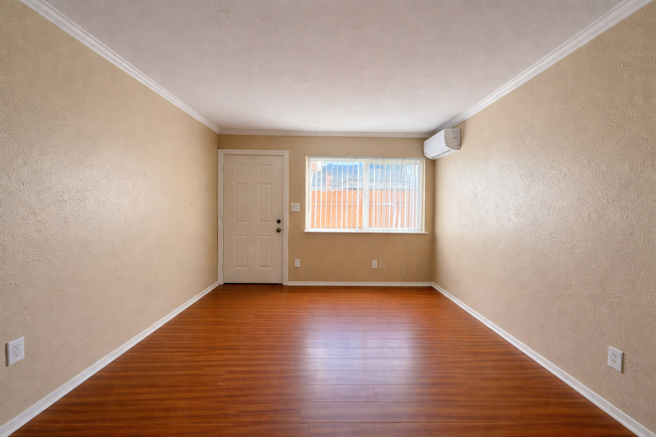 2222-2224 Alton Pl - Photo 6 of 26