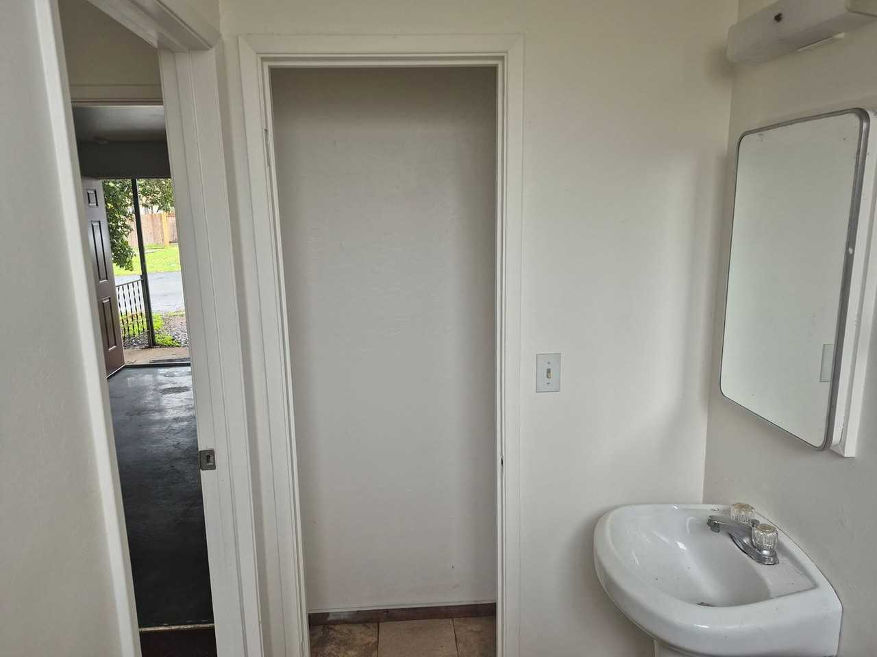 Galaxy - Photo 7 of 16