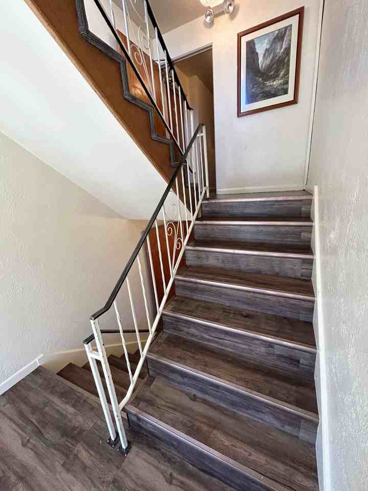 The Ogden Arms at 945 Ogden - Photo 5 of 15