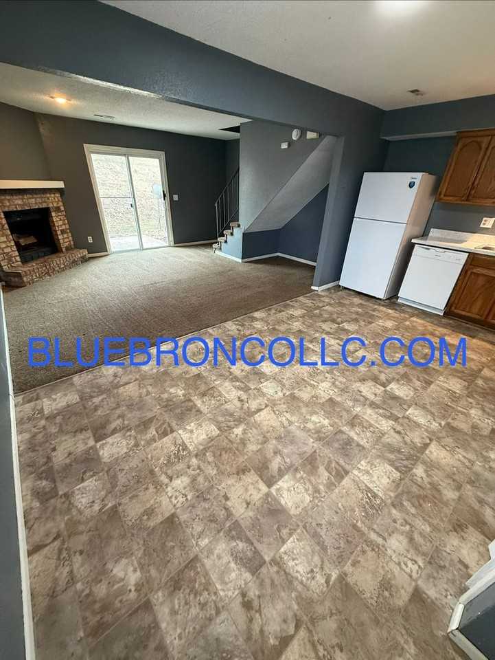 508 Ne Churchill St - Photo 3 of 13