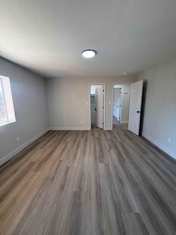 00086-1443 - Photo 3 of 35