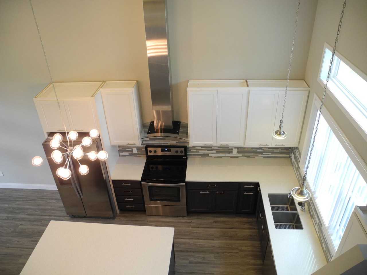 Southern Oasis Townhomes - Photo 4 of 33