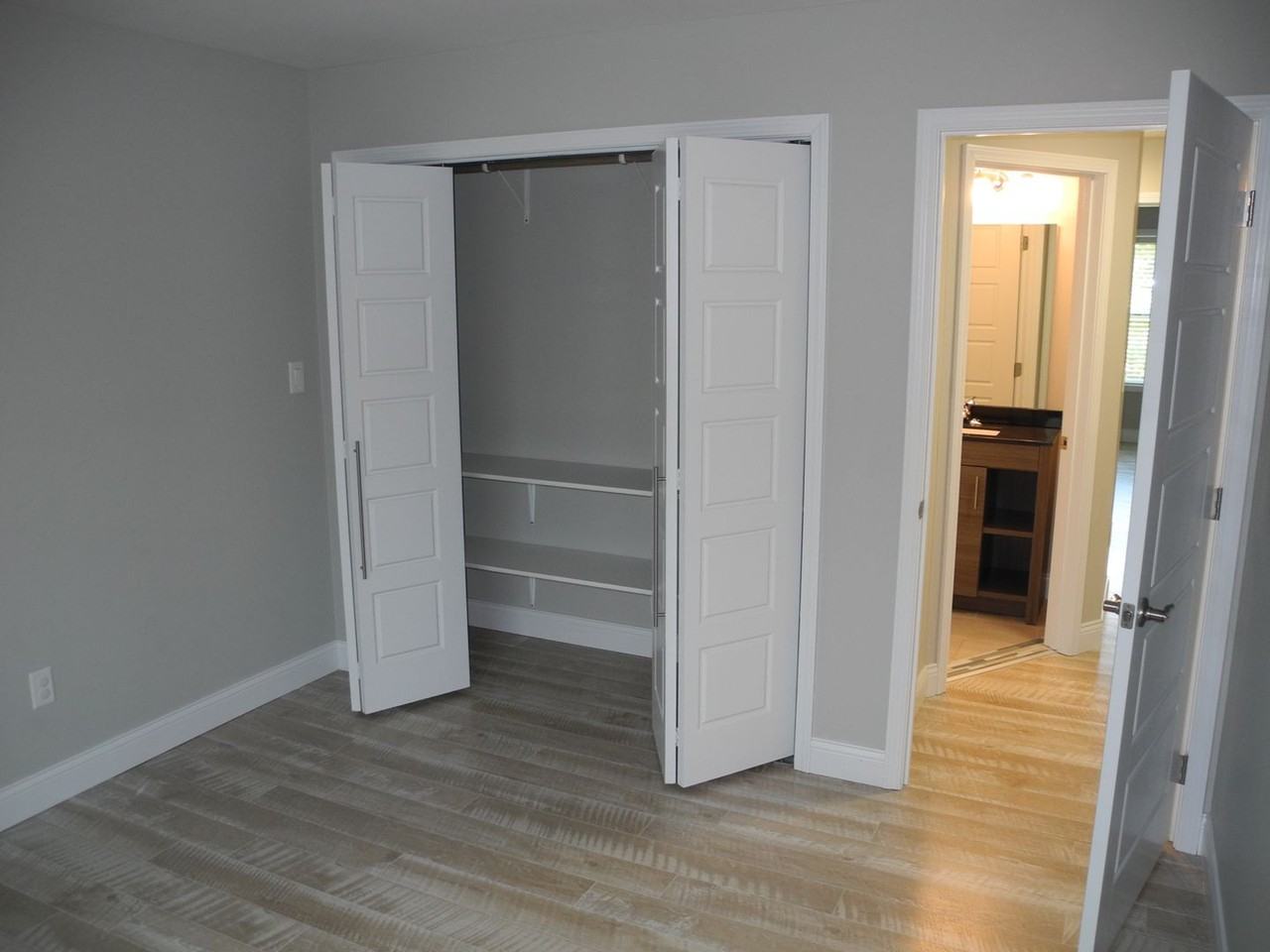 Southern Oasis Townhomes - Photo 6 of 33