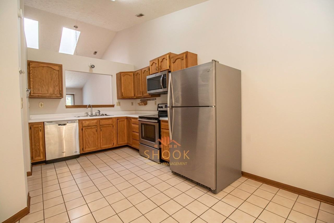 1733 Sandpiper Dr - Photo 3 of 15