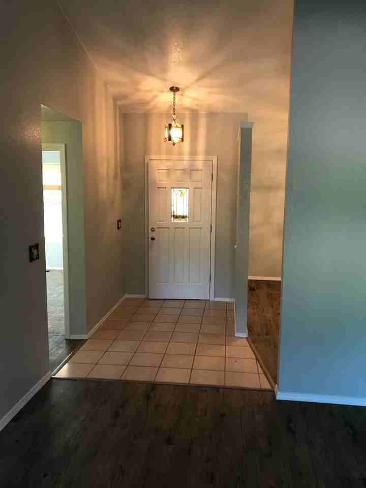 3859 N Lena Ave - Photo 5 of 26