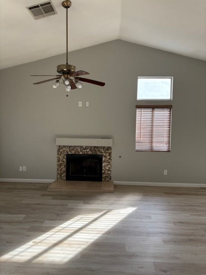 122 Red Coral Dr - Photo 4 of 14