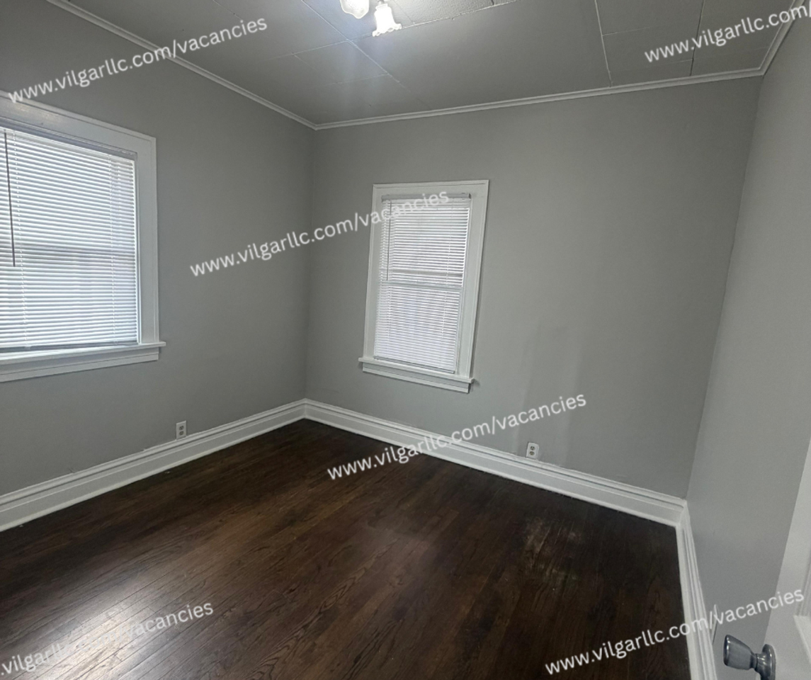 5025 Delaware St - Photo 3 of 21