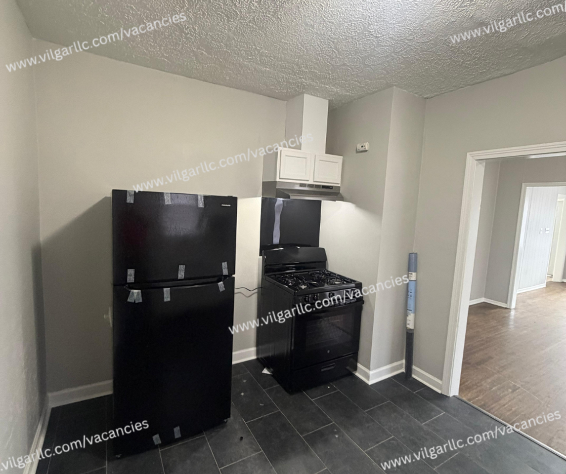 5025 Delaware St - Photo 4 of 21