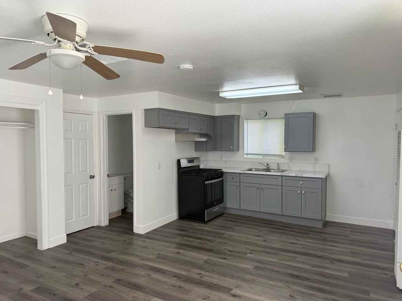 6658 Avenue 308 - Photo 2 of 9