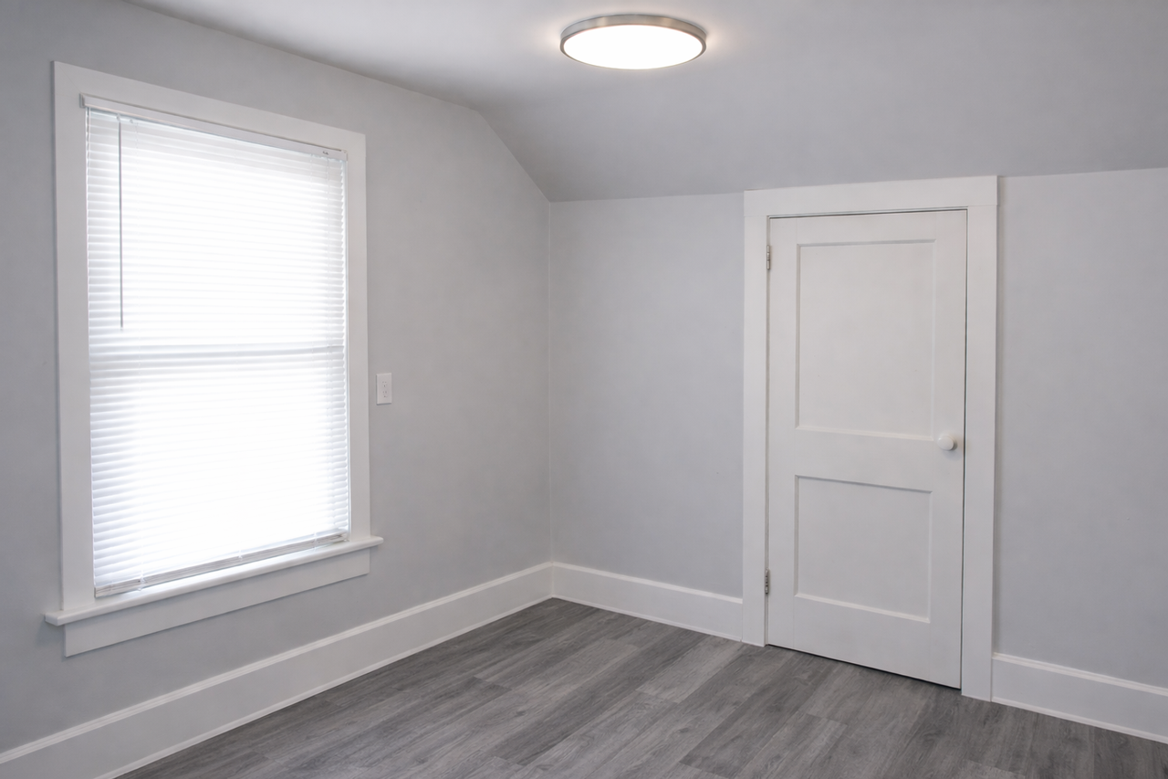 2134 34th St Ne - Photo 7 of 7