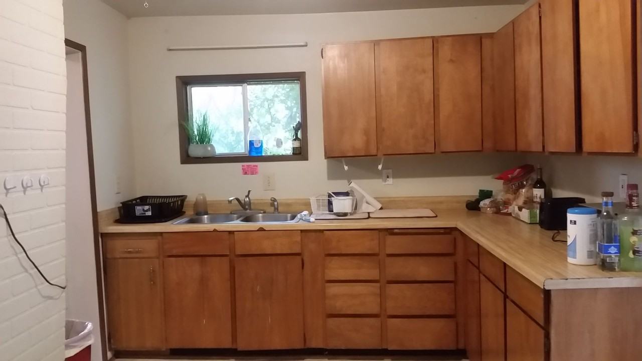 1330 Grant St - Photo 2 of 27