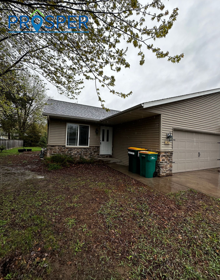 3417 Brian St - Photo 2 of 18