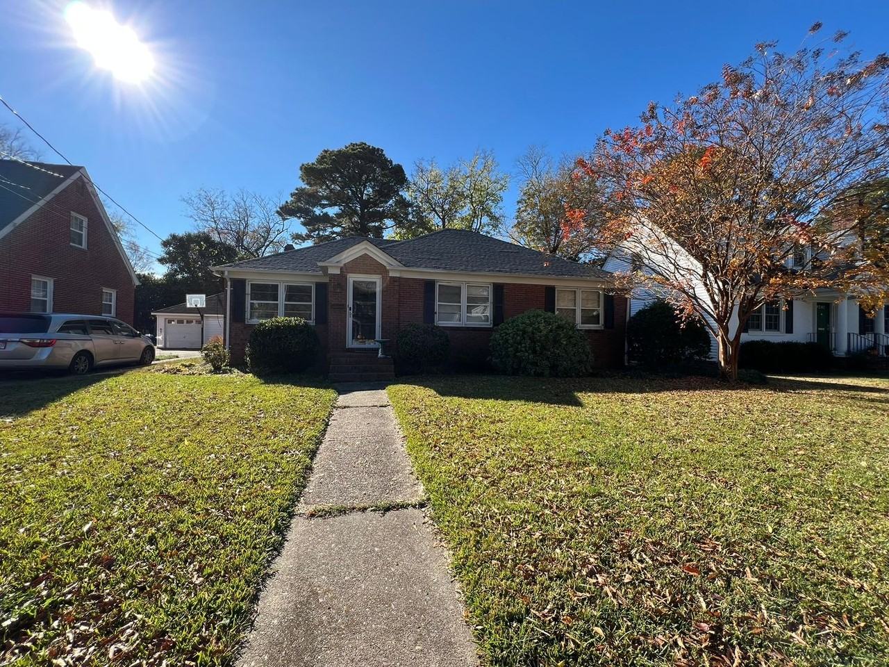 417 Sinclair St - Photo 2 of 33