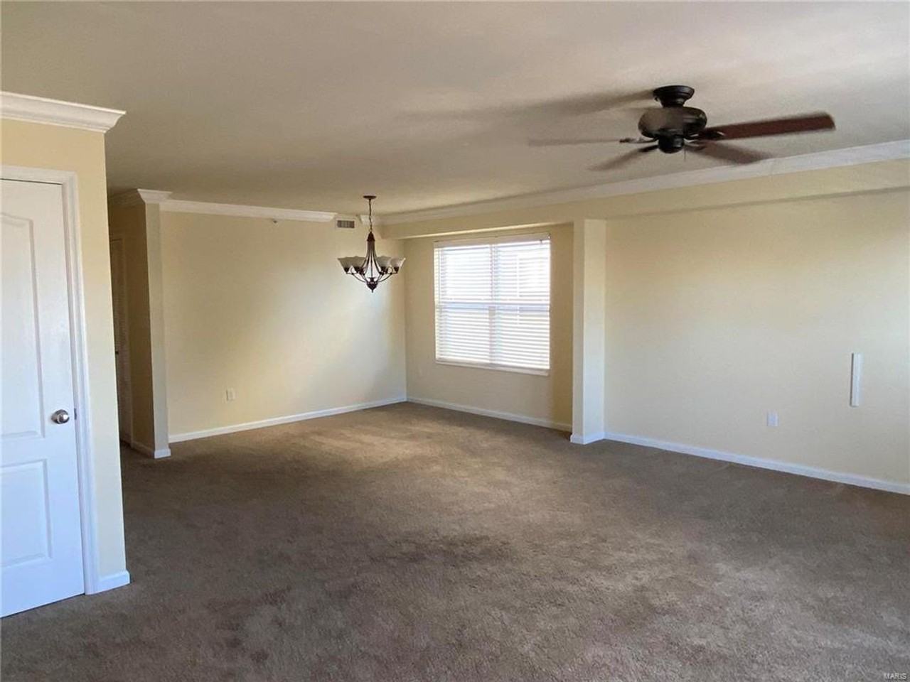 3111 Capri Way - Photo 7 of 16