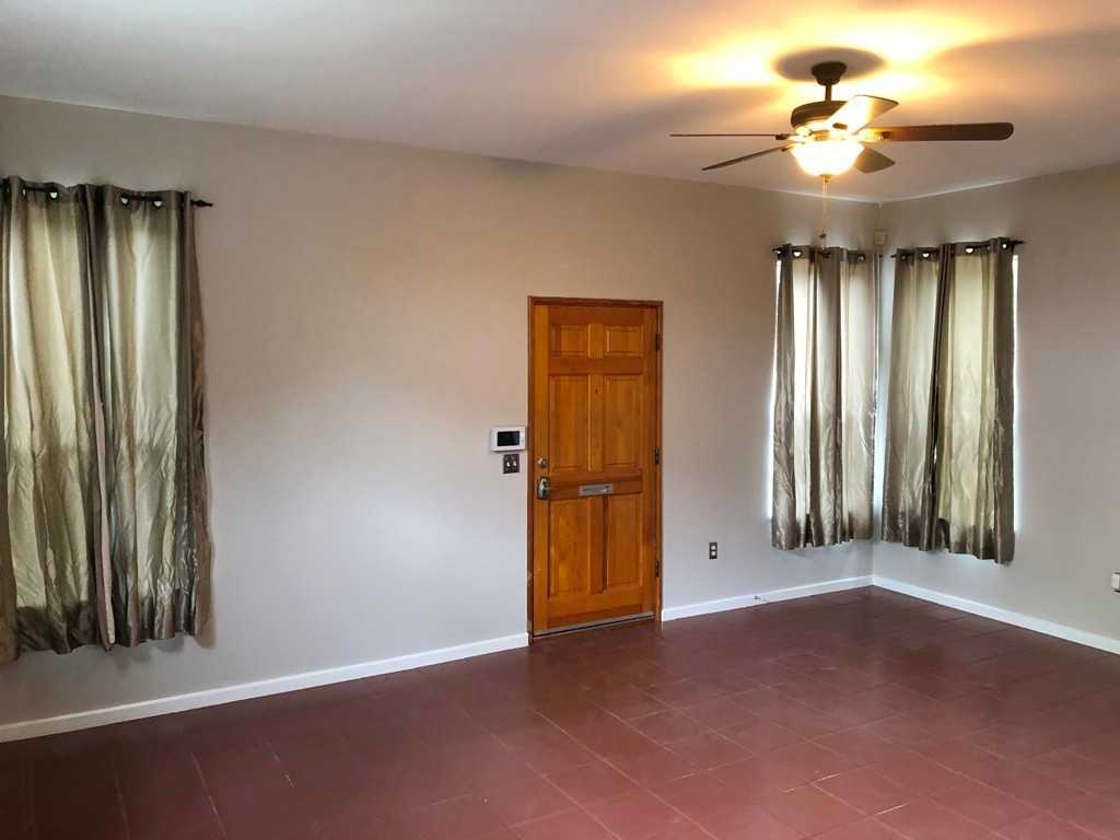 2202 E Side Dr - Photo 5 of 30