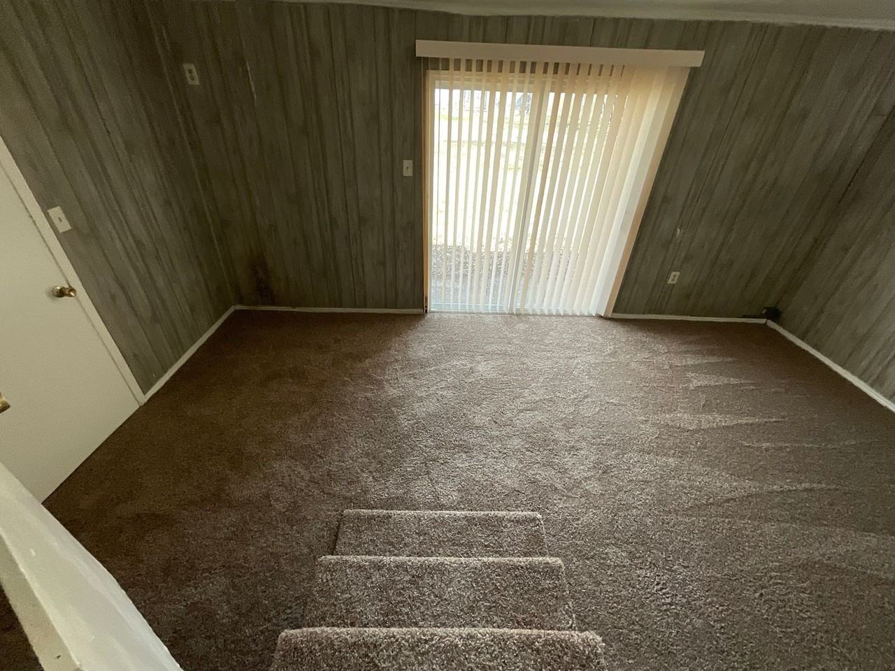 1408 Oelke Dr - Photo 5 of 11