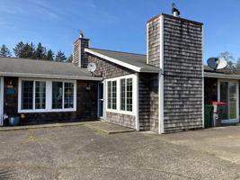 featured image of 187 Sw Birch Ct