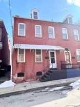 632 Poplar St - Photo 1 of 1