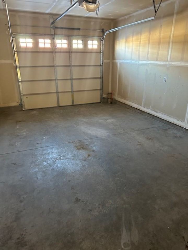 125 Donna Ave #F - Photo 2 of 18