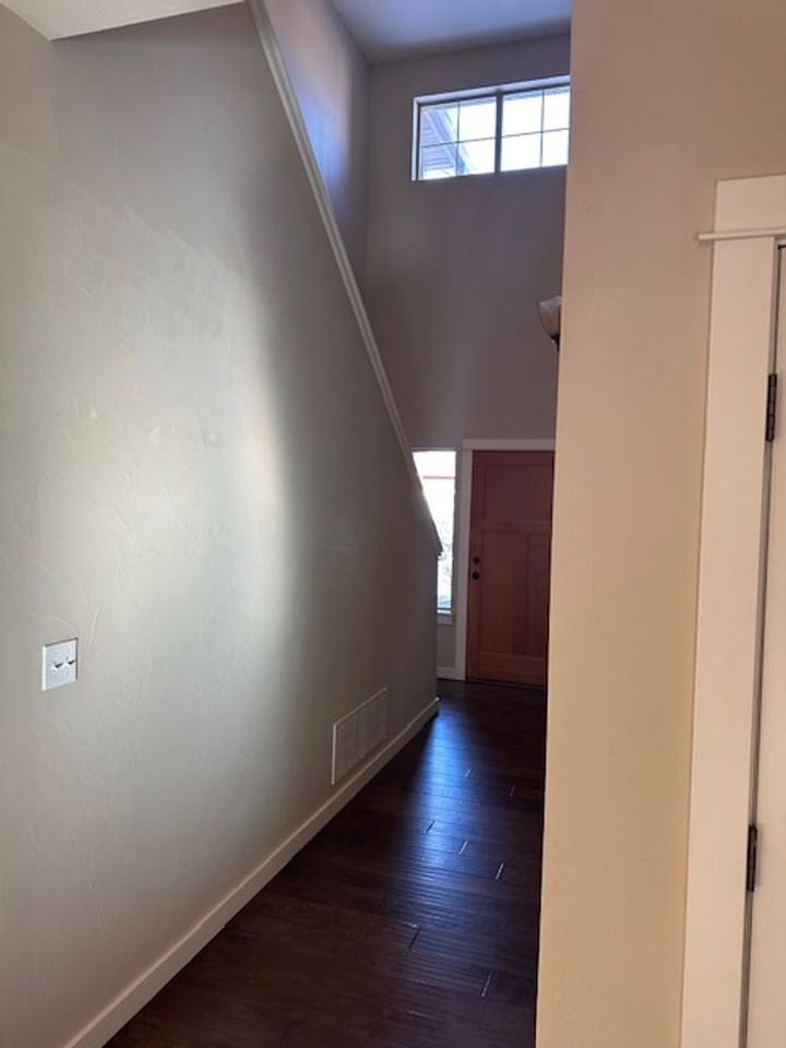 125 Donna Ave #F - Photo 6 of 18