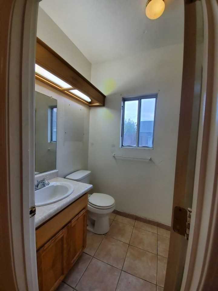 473 Driftwood Ave - Photo 4 of 8