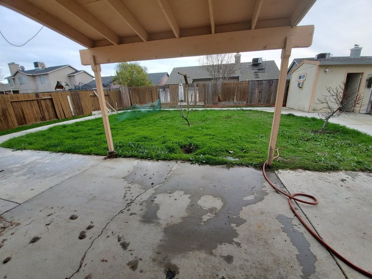 473 Driftwood Ave - Photo 3 of 8