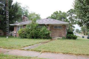 100 W 16th St - Photo 1 of 1