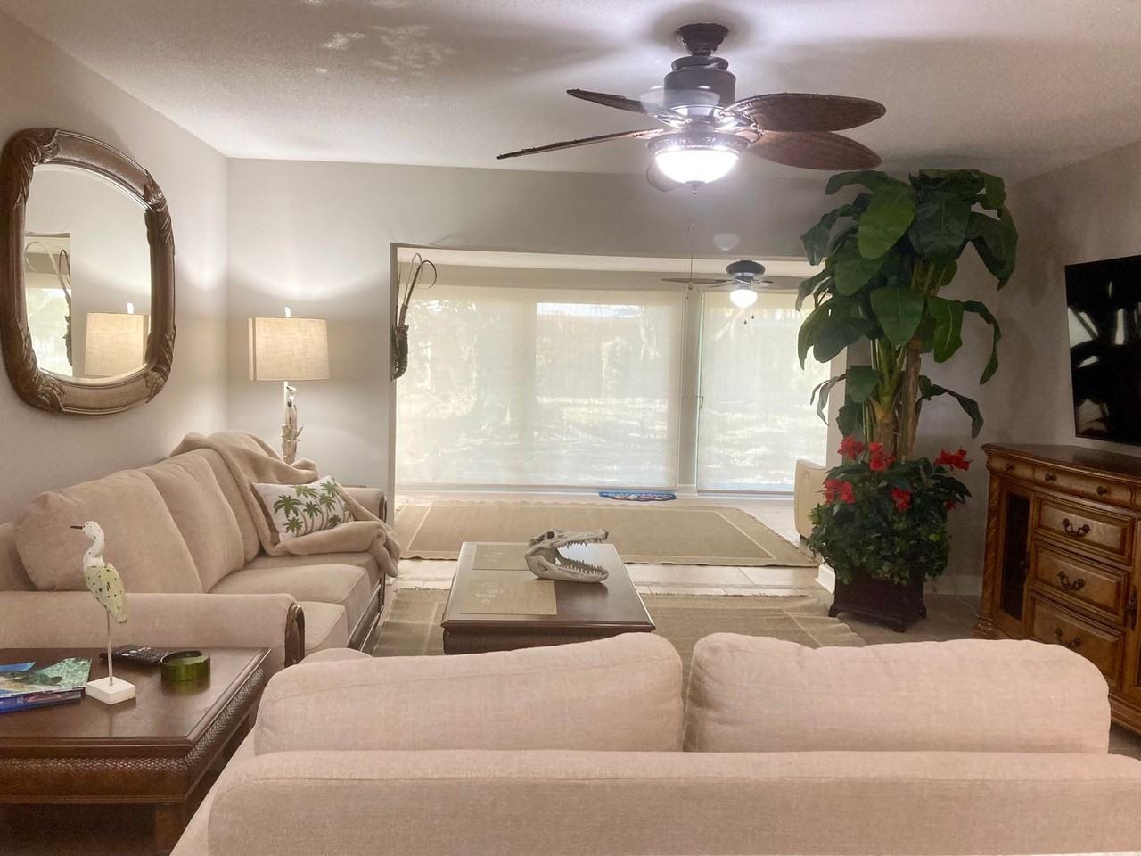 11449 W Bayshore Dr - Photo 5 of 42