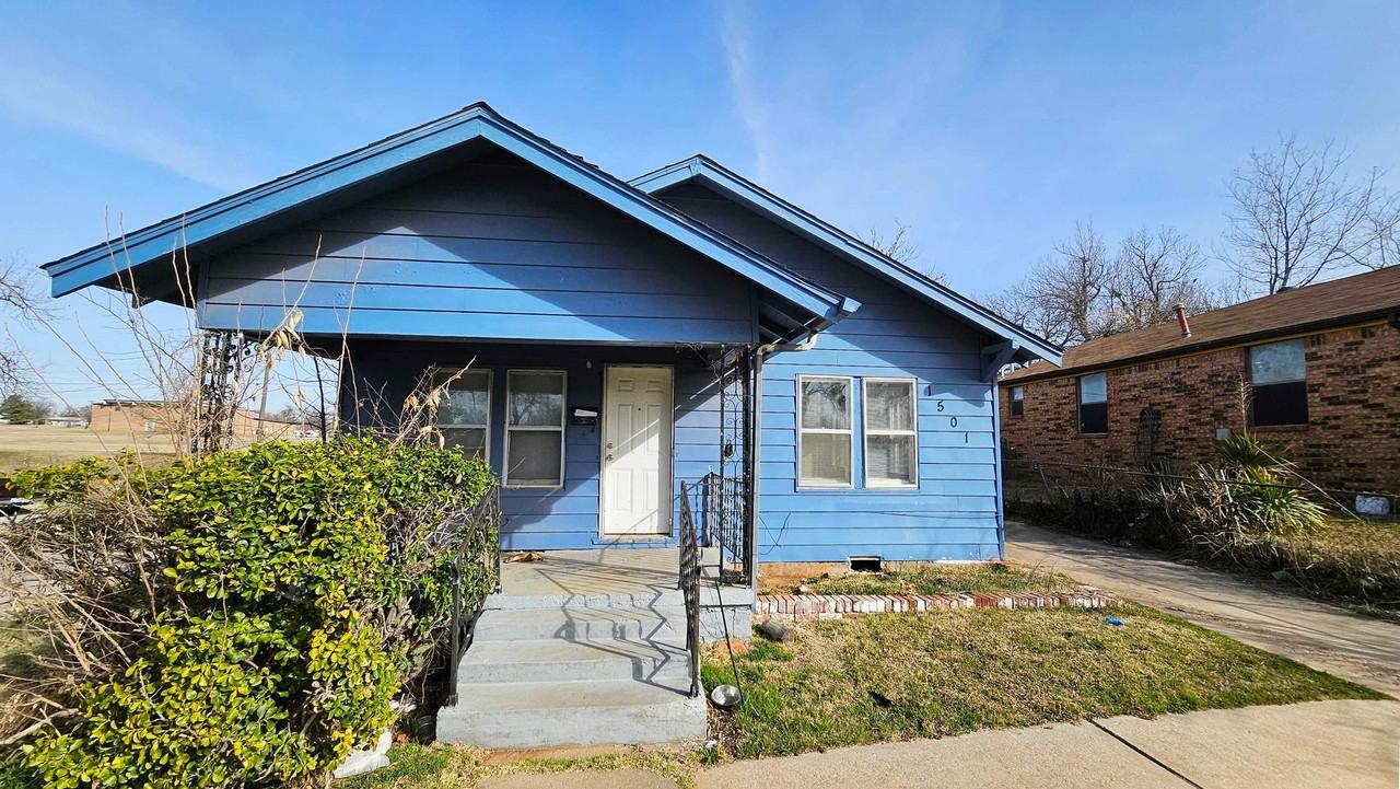 1501 Ne 17th St - Photo 2 of 23