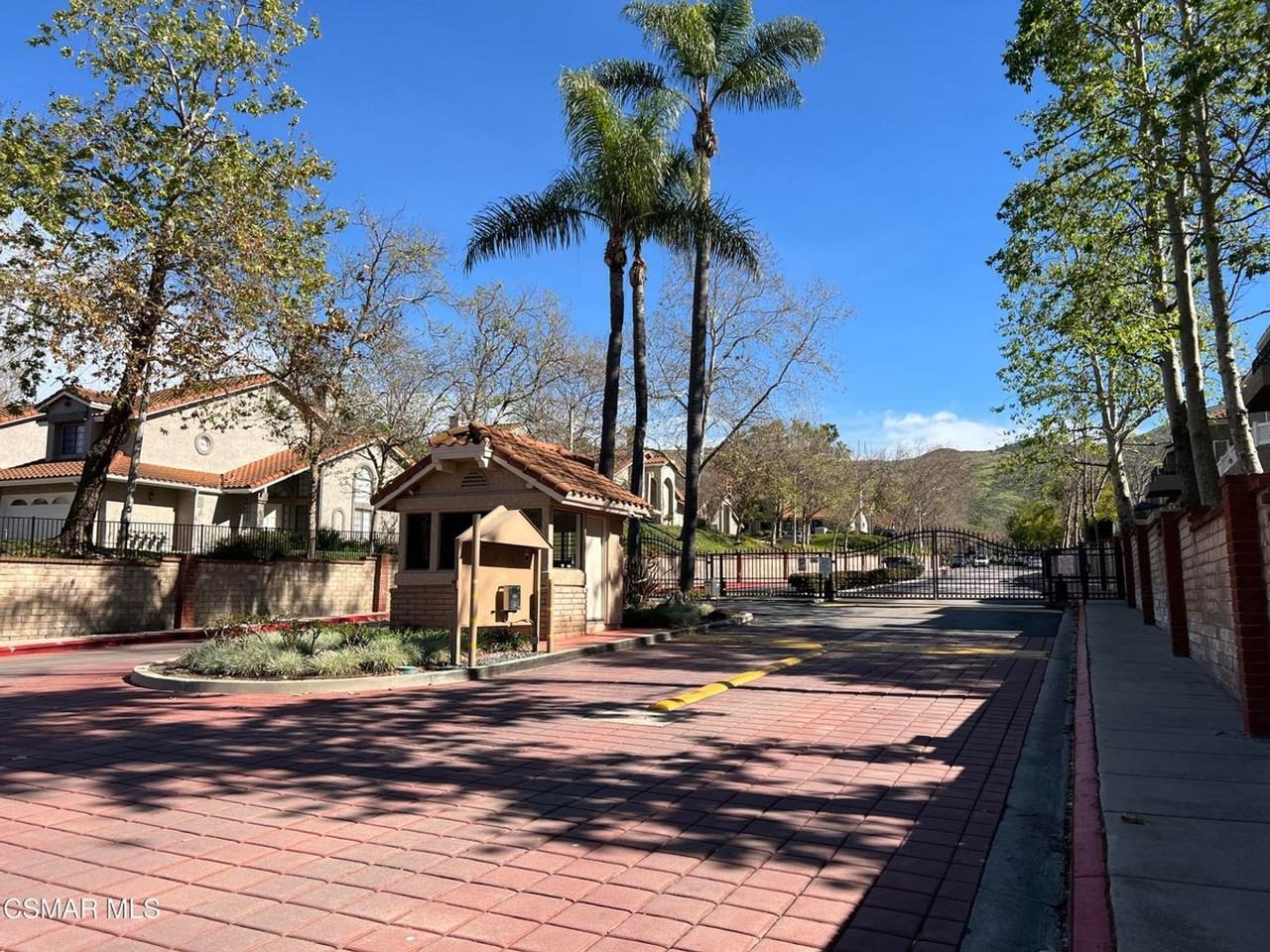 831 Paseo Serenata - Photo 7 of 33