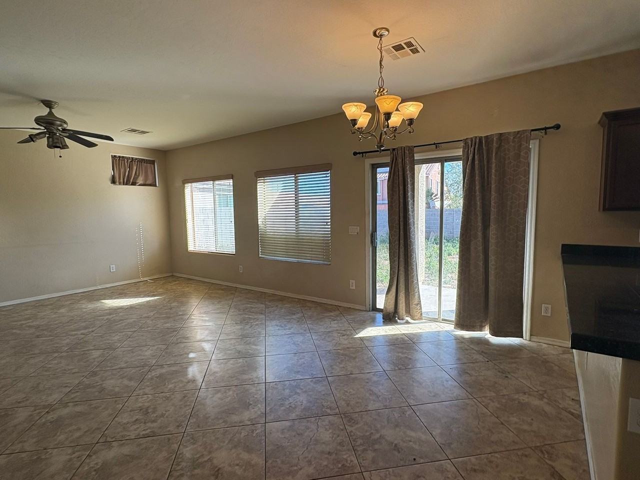 25825 W Miami St - Photo 3 of 12