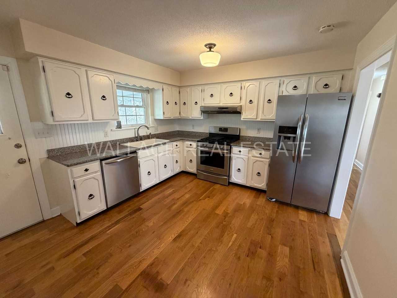 309 Crossfield Dr - Photo 5 of 16