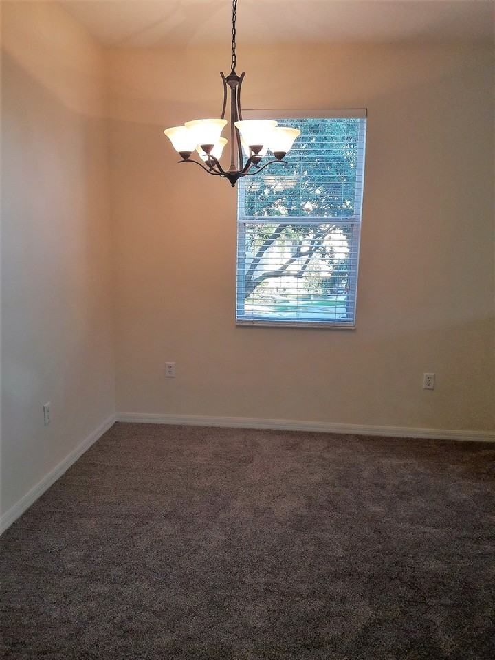 3711 Parkridge Cir - Photo 6 of 19