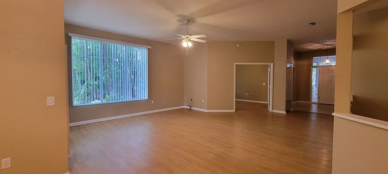 10050 Sw 52nd Rd - Photo 4 of 39