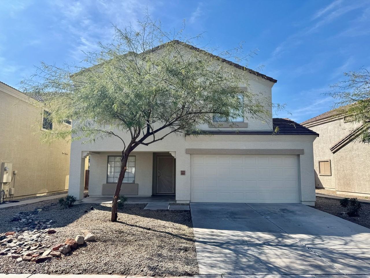 8531 W Kingman St - Photo 5 of 50