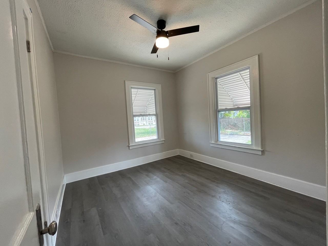 Calvert Duplex (The Shirley) - Photo 5 of 14