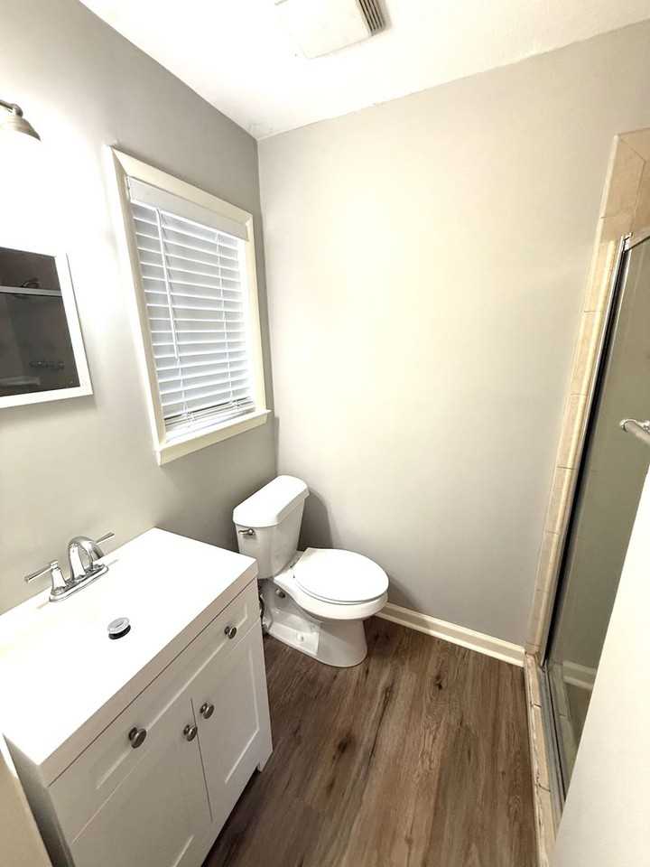 3019 Crawford St - Photo 4 of 14