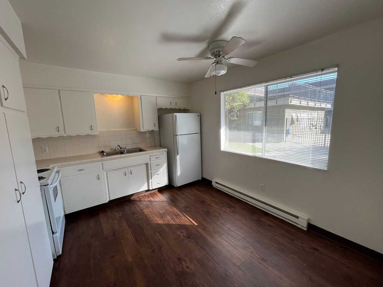 Sierra View Apts - Photo 5 of 16