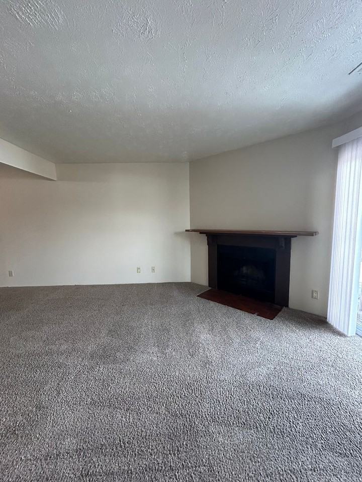 Wheaten Place (10919 Cottonwood Lane) - Photo 2 of 42