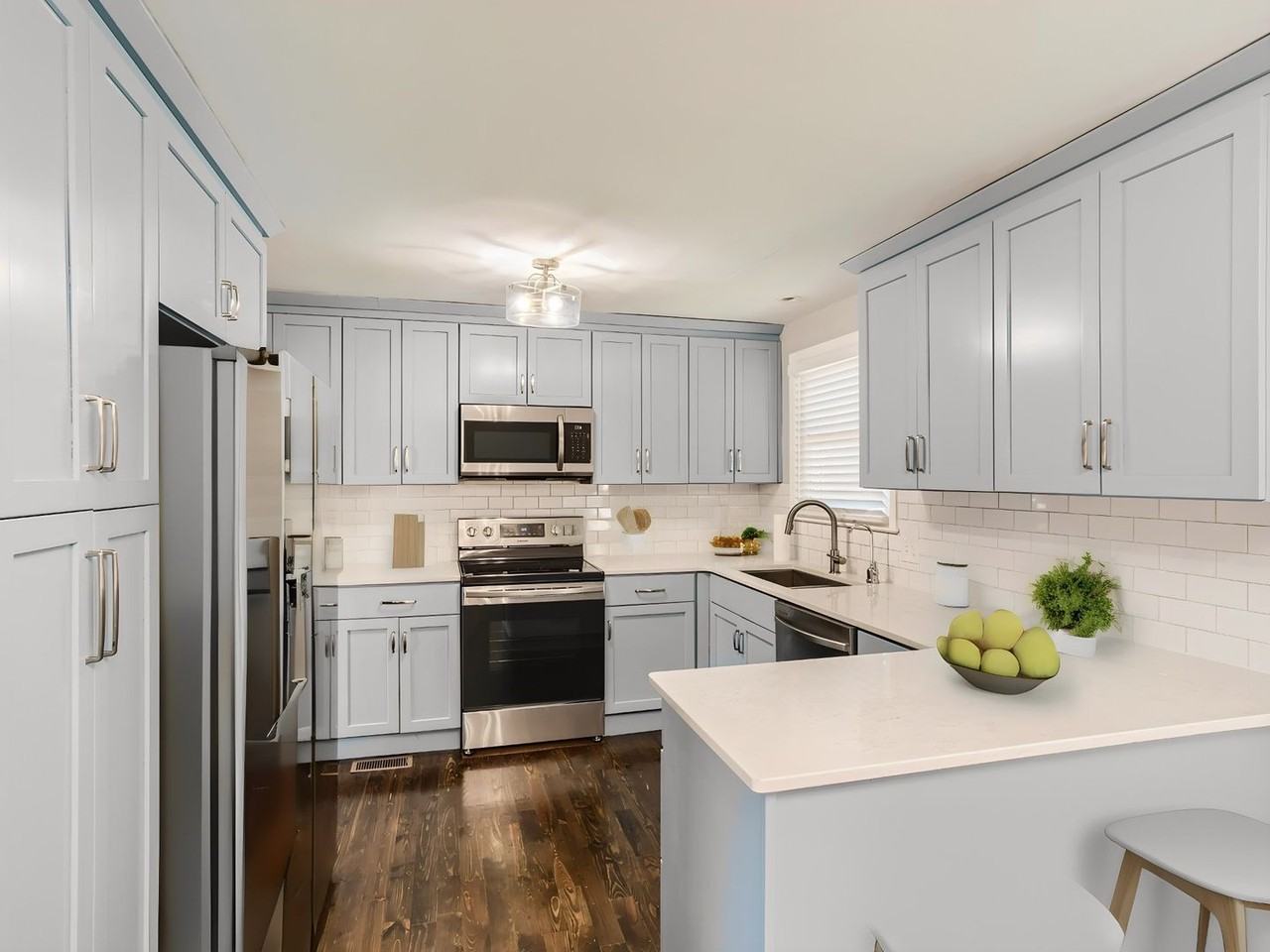 1608 Peerman Dr - Photo 6 of 26